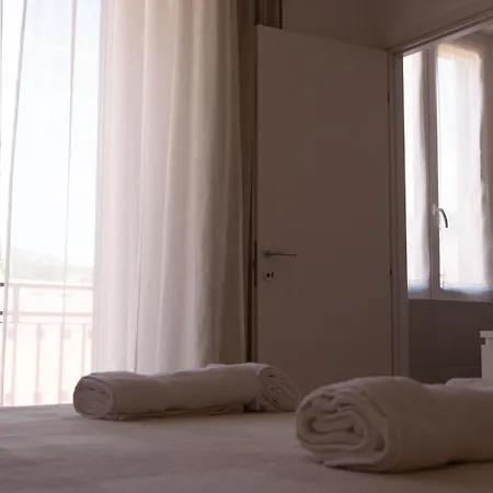 Séjour chez l'habitant White Noise